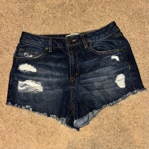 Refuge denim shorts, size 4 Denim Distressed Women Shorts